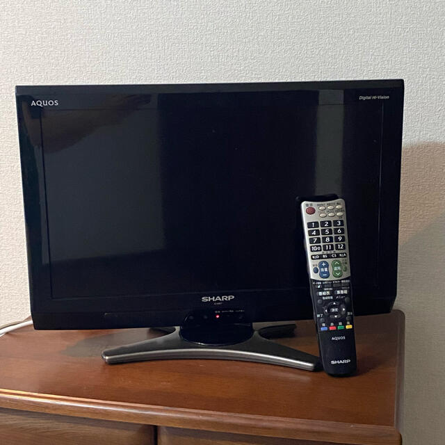 SHARP AQUOS(アクオス)LC-20E7 液晶テレビ 2010年製 20V型 SHARP AQUOS(アクオス)LC-20E7 液晶テレビ 2010年製 20V型