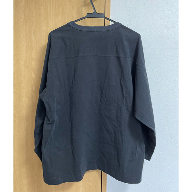 COMOLI(コモリ)のCOMOLI 19AW フットボールTシャツ チャコール 2 コモリ メンズのトップス(Tシャツ/カットソー(七分/長袖))の商品写真