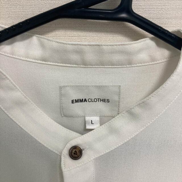まとめ買い対象　EMMA CLOTHES ブライトポプリン　バンドカラーシャツ メンズのトップス(シャツ)の商品写真