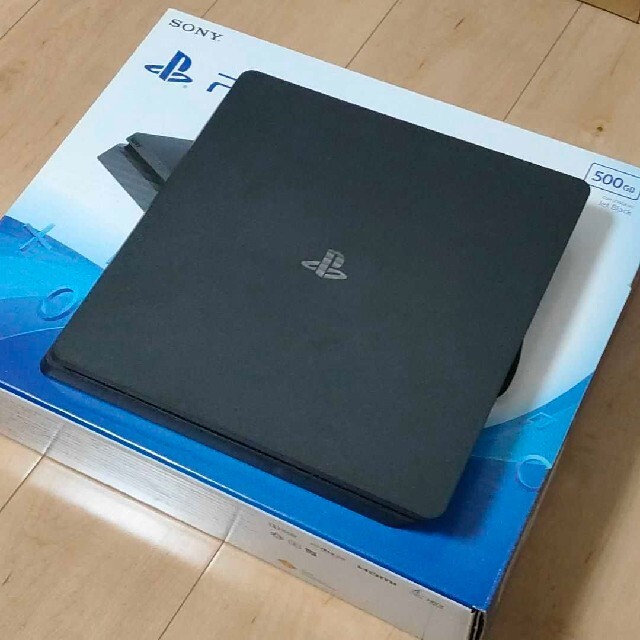 PlayStation®4 ジェット・ブラック 500GB CUH-2000A