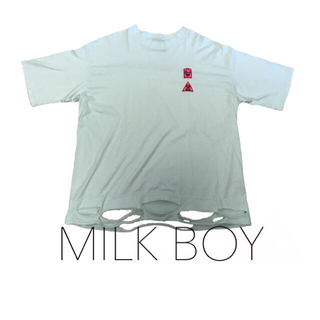 ミルクボーイ(MILKBOY)のミルクボーイ　裾穴あきデザインTシャツ　オーバーサイズ　ビッグシルエット(Tシャツ/カットソー(半袖/袖なし))