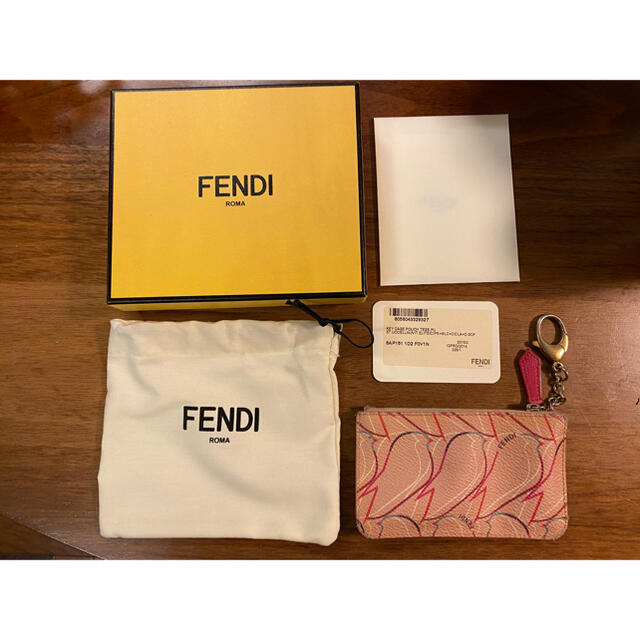 FENDI(フェンディ)のFENDI フェンディ　キーケース　コインケース　小銭入れ レディースのファッション小物(キーケース)の商品写真