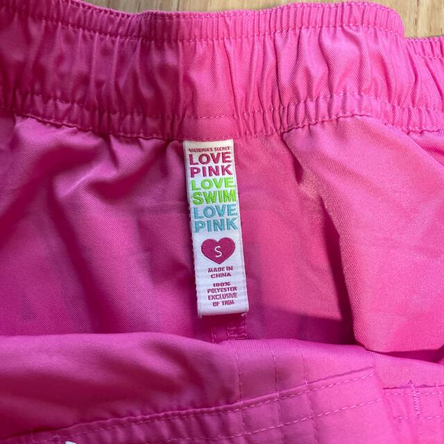 (最終値下)PINK Victoria’s Secret ボードショーツ　S  レディースのパンツ(ショートパンツ)の商品写真