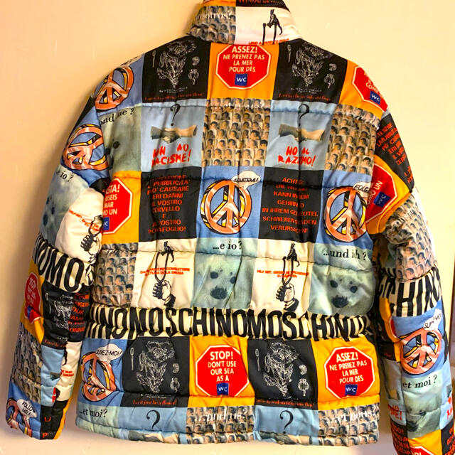 MOSCHINO(モスキーノ)のダウンジャケット　モスキーノ　ビンテージ総柄　イタリア製 メンズのジャケット/アウター(ダウンジャケット)の商品写真