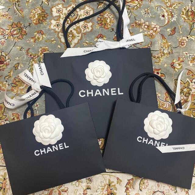 CHANEL(シャネル)のシャネル　ショップ紙袋 レディースのバッグ(ショップ袋)の商品写真