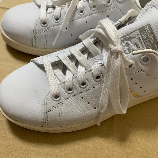 adidas(アディダス)の【専用】adidas STAN SMITH グレー 24㎝ レディースの靴/シューズ(スニーカー)の商品写真