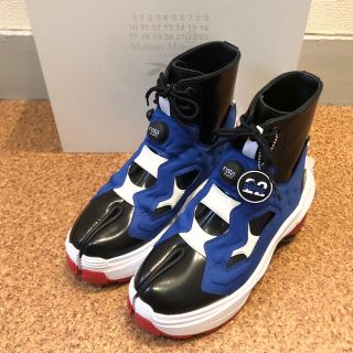 メゾン マルジェラ インスタポンプフューリー スニーカー レザー足袋