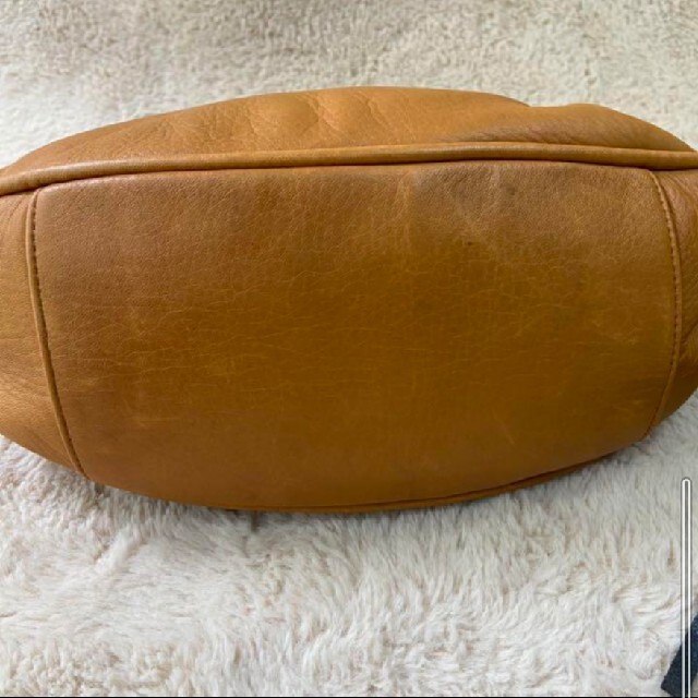Vivienne Westwood(ヴィヴィアンウエストウッド)の【フジ様専用】ヴィヴィアン　タッセル　ショルダーバッグ レディースのバッグ(ショルダーバッグ)の商品写真