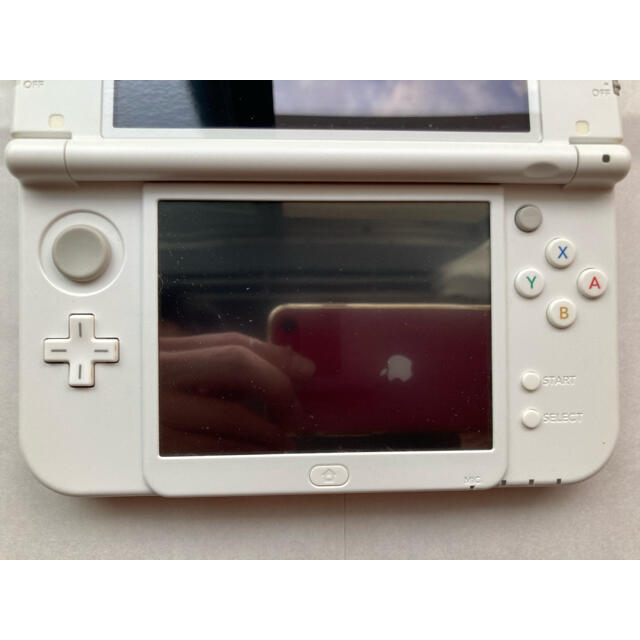 任天堂(ニンテンドウ)のnew nintendo3DS LL【ニンテンドー3DS LL ホワイト】 エンタメ/ホビーのゲームソフト/ゲーム機本体(携帯用ゲーム機本体)の商品写真