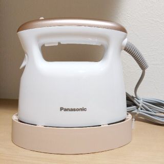 パナソニック(Panasonic)のPanasonic　スチームアイロン　2020年製(アイロン)