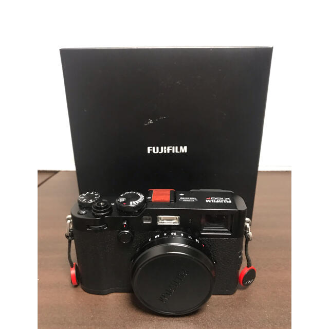 美品 FUJIFILM x100f ブラック ショット200 予備バッテリー付き ...