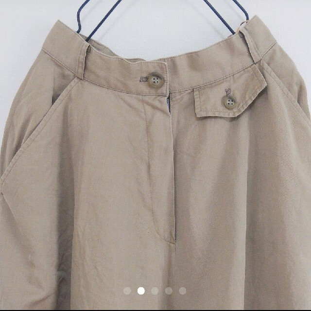 ANNE KLEIN(アンクライン)のANNE KLEIN ミディアム スカート トレンチ フレア ベージュ レディースのスカート(ひざ丈スカート)の商品写真