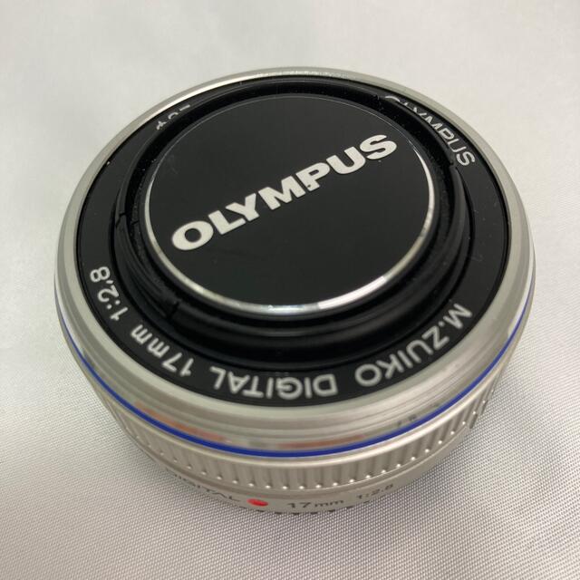 OLYMPUS(オリンパス)のOLYMPUS パンケーキレンズ M.ZUIKO 17mm F2.8 スマホ/家電/カメラのカメラ(レンズ(単焦点))の商品写真