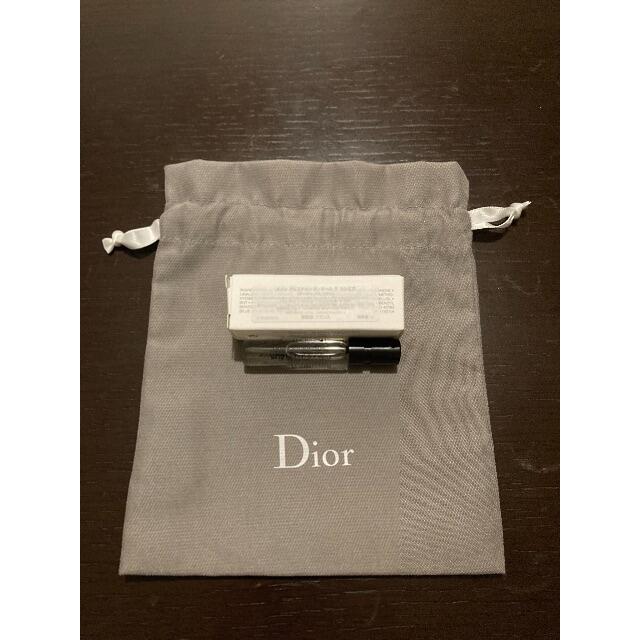 Christian Dior(クリスチャンディオール)の【未使用】Dior THE CACHEMIRE テ カシミア香水サンプル&巾着 コスメ/美容のベースメイク/化粧品(その他)の商品写真