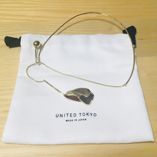 STUDIOUS(ステュディオス)の【ほぼ新品】UNITED TOKYO アシメモチーフネックレス レディースのアクセサリー(ネックレス)の商品写真