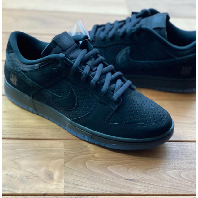 メンズNIKE DUNK LOW undefeated