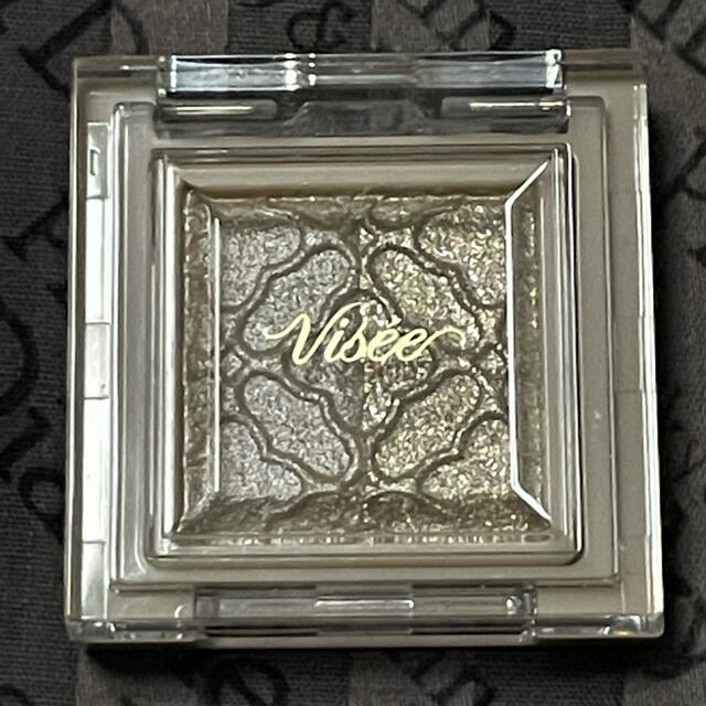 VISEE(ヴィセ)のVisee ヴィセリシェダズリング　デュオアイズ　新品 コスメ/美容のベースメイク/化粧品(アイシャドウ)の商品写真
