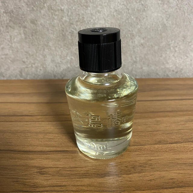 大島椿(オオシマツバキ)の大島椿　60ml  新品箱なし コスメ/美容のヘアケア/スタイリング(オイル/美容液)の商品写真