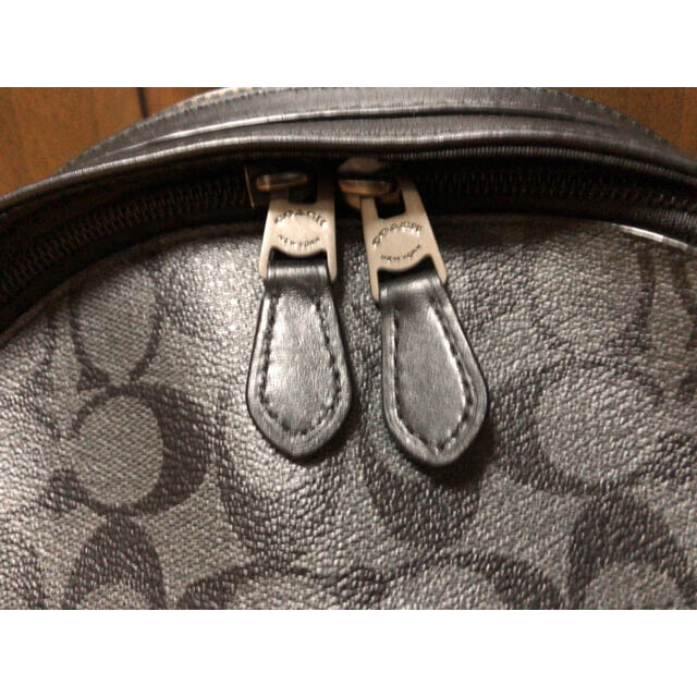 COACH コーチ F37573 シグネチャー ボディバッグ ショルダーバッグの