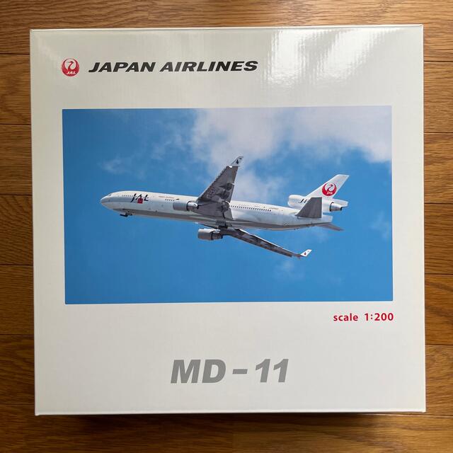 JAL(日本航空)(ジャル(ニホンコウクウ))のJAL MD-11 JA8580 1/200 BJQ1188 エンタメ/ホビーのおもちゃ/ぬいぐるみ(模型/プラモデル)の商品写真