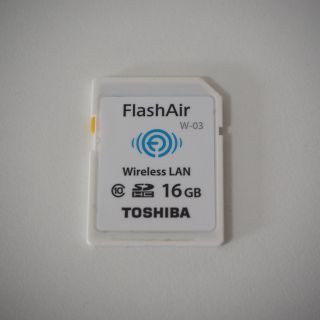 トウシバ(東芝)のFlashAir 16GB(その他)