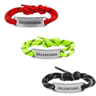 バレンシアガ(Balenciaga)の国内完売　大人気 BALENCIAGA ロゴプレートブレスレット(ブレスレット)