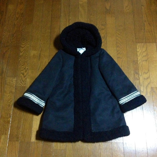 フォークロアなムートンコート