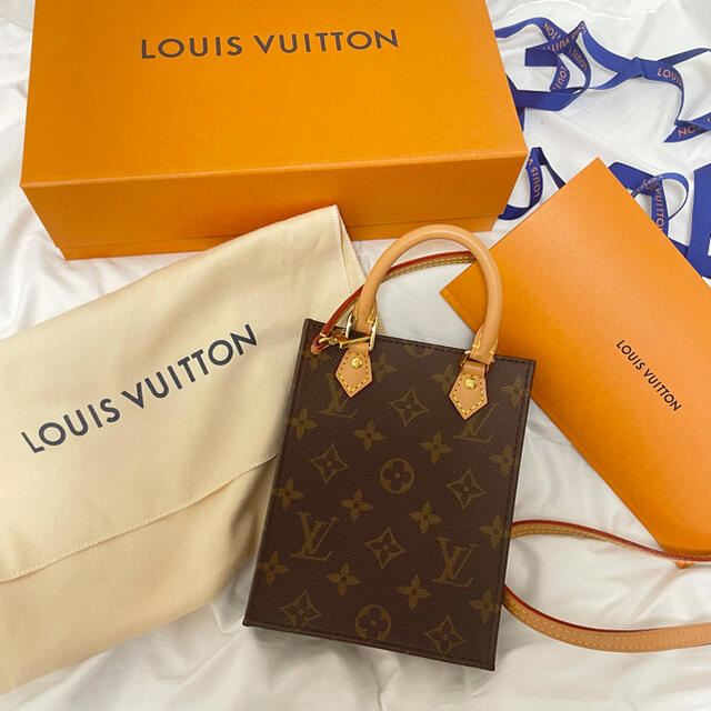 LOUIS VUITTON(ルイヴィトン)のプティット・サックプラ　ショルダーバック レディースのバッグ(ショルダーバッグ)の商品写真