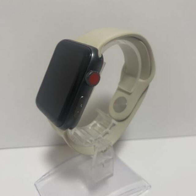 Apple Watch - Apple Watch season3 42mm の通販 by HAPPY｜アップルウォッチならラクマ 大特価安い
