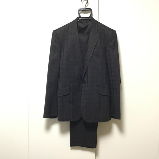 THE SUIT COMPANY(スーツカンパニー)のメンズスーツ セットアップ 黒 チェック柄 メンズのスーツ(セットアップ)の商品写真