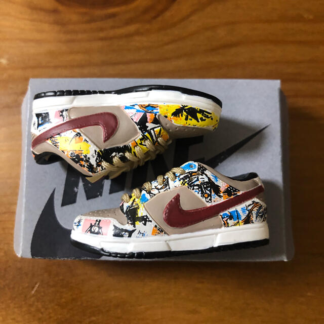 NIKE パリダンク