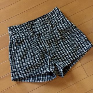 イング(INGNI)のINGNI＊ツイードショートパンツ＊美品(ショートパンツ)