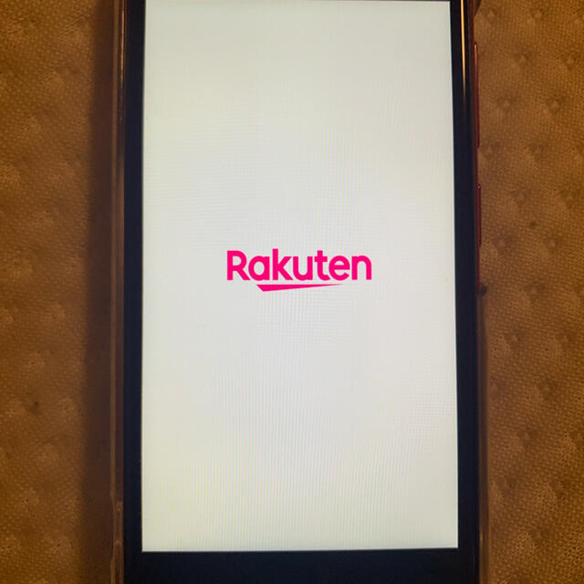 Rakuten(ラクテン)のRakuten Mini クリムゾンレット スマホ/家電/カメラのスマートフォン/携帯電話(スマートフォン本体)の商品写真