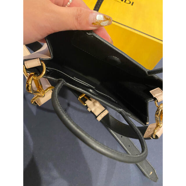 FENDI(フェンディ)のフェンディ  パック　ショッピングバック　スモール レディースのバッグ(ショルダーバッグ)の商品写真