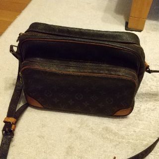 ルイヴィトン(LOUIS VUITTON)のルイヴィトン バック(ショルダーバッグ)