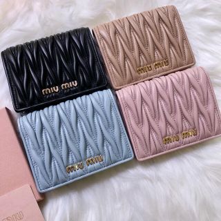 ミュウミュウ(miumiu)のm様専用(財布)