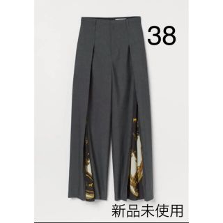 トーガ(TOGA)のTOGA H&M ジップレッグワイドパンツ(クロップドパンツ)