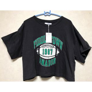 ディスコート(Discoat)のDiscoat 新品最新作　クロップ丈　カレッジTシャツ　スミクロ色　Fサイズ(Tシャツ/カットソー(半袖/袖なし))