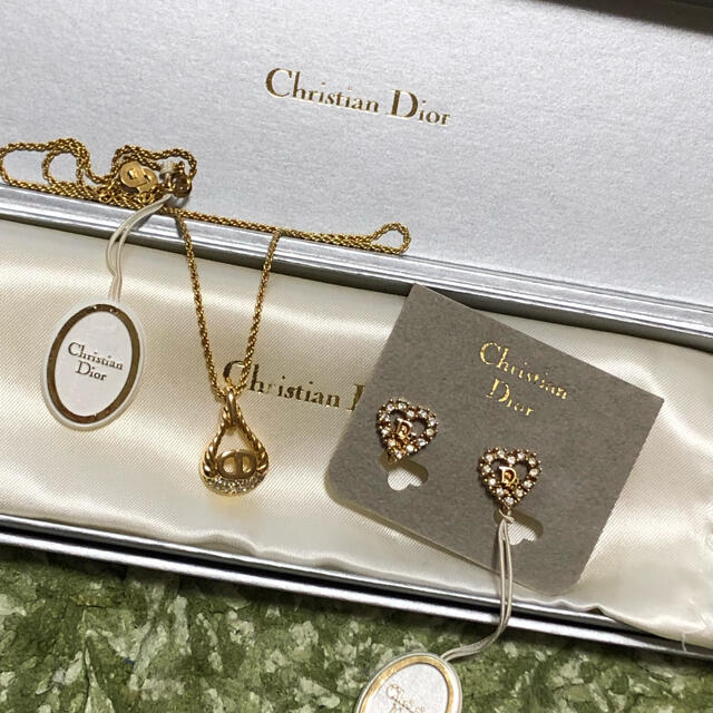 アクセサリーChristian Dior ネックレス イヤリング セット