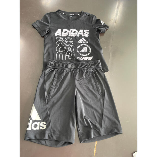 adidas(アディダス)のアディダス　ジャージ　上下　2セット キッズ/ベビー/マタニティのキッズ服男の子用(90cm~)(Tシャツ/カットソー)の商品写真