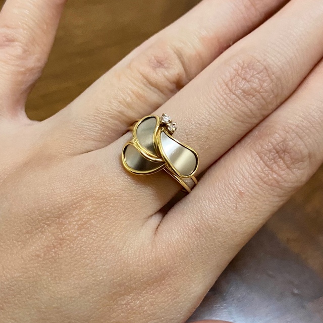 k18×pt850 ダイヤ付き　コンビ　リング レディースのアクセサリー(リング(指輪))の商品写真