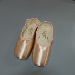 レペット(repetto)のgumi様専用　レペットトウシューズ　T255 　カルロッタ　5.5MM 未使用(ダンス/バレエ)