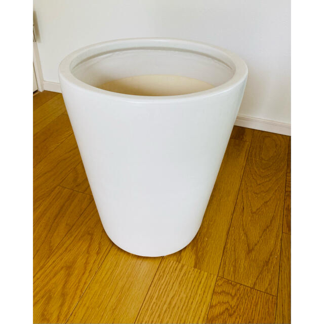 鉢カバー　大型　陶器　白　サイズ36×29×20