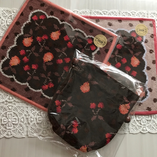 りえ様専用 フェイラー ラブラリー レトロドットハンカチ2枚&巾着