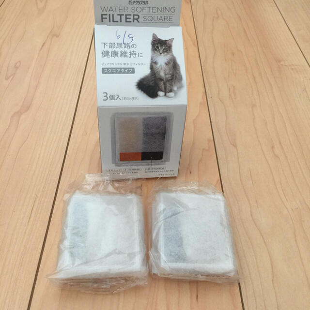 ピュアクリスタル  セラミックス スクエア 軟水化フィルター 2個 その他のペット用品(猫)の商品写真
