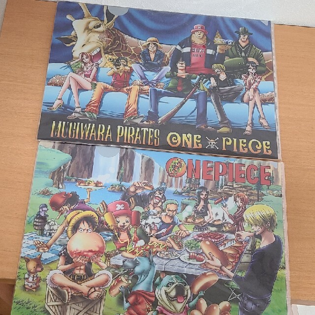 ONEPIECEクリアファイル ローソンオリジナル2種 エンタメ/ホビーのアニメグッズ(クリアファイル)の商品写真