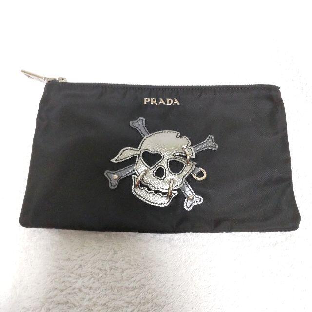 PRADA(プラダ)のシスの復習さま用プラダ ポーチ TESSUTO SKULL 美品 レディースのファッション小物(ポーチ)の商品写真