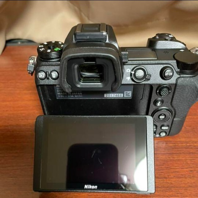 Nikon(ニコン)の【中古美品】ニコン Z6 FTZアダプターセット XQDメモリーカードも！ スマホ/家電/カメラのカメラ(ミラーレス一眼)の商品写真