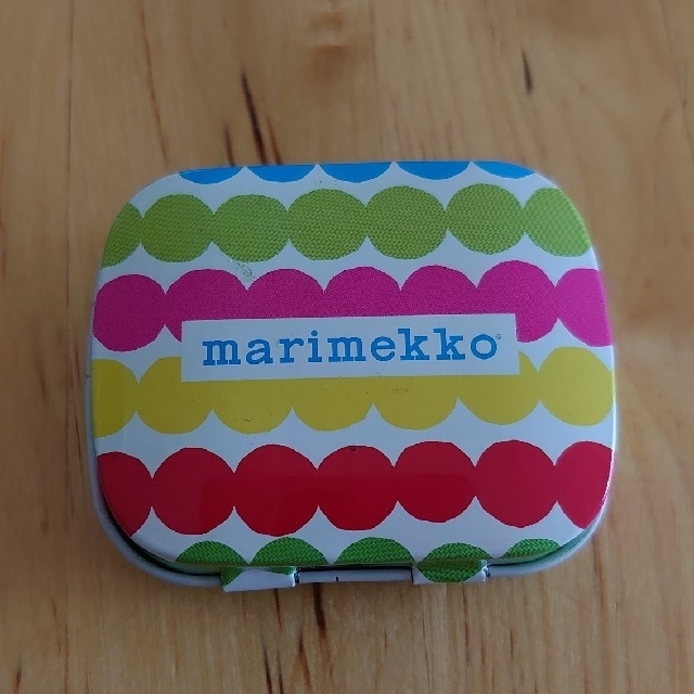 marimekko(マリメッコ)の【marimekko】ミニ缶 TinBox インテリア/住まい/日用品のインテリア小物(小物入れ)の商品写真