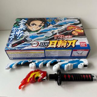 バンダイ(BANDAI)の専用　鬼滅の刃　DX日輪刀　炭治郎　バンダイ(キャラクターグッズ)